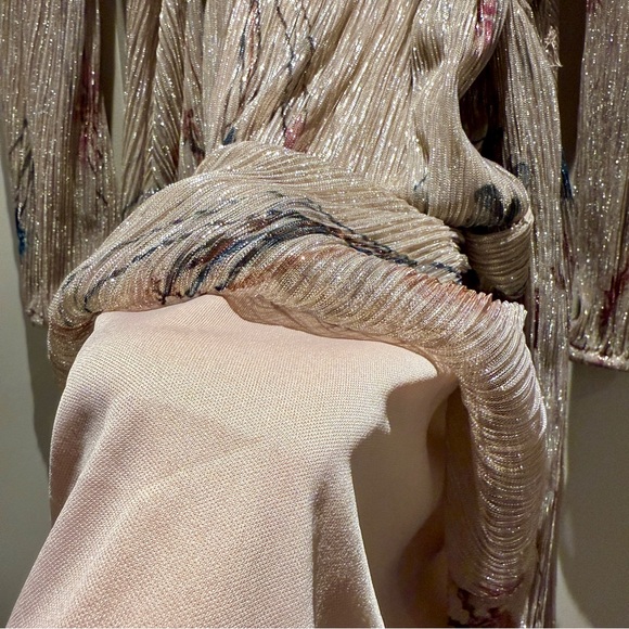 NWT Le Château Metallic Printed Puff Sleeve Fit & Flare Mini Dress, Size M, Pink - Picture 10 of 17